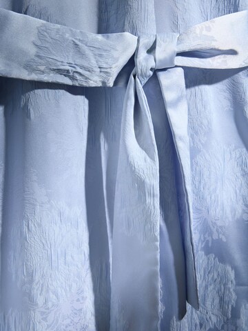 Next Morgenmantel in Blau
