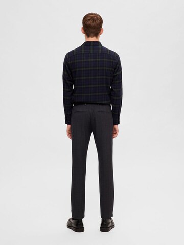 SELECTED HOMME Slimfit Hose 'SLHRobert' in Grau