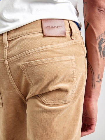 Slimfit Pantaloni de la GANT pe bej