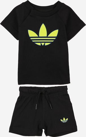 ADIDAS ORIGINALS Juoksupuku 'TF STS' värissä musta: etupuoli