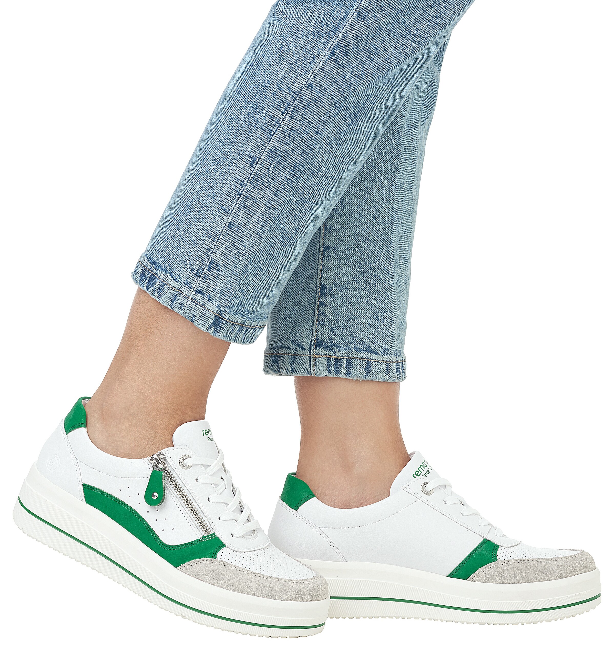 Baskets basses REMONTE en blanc