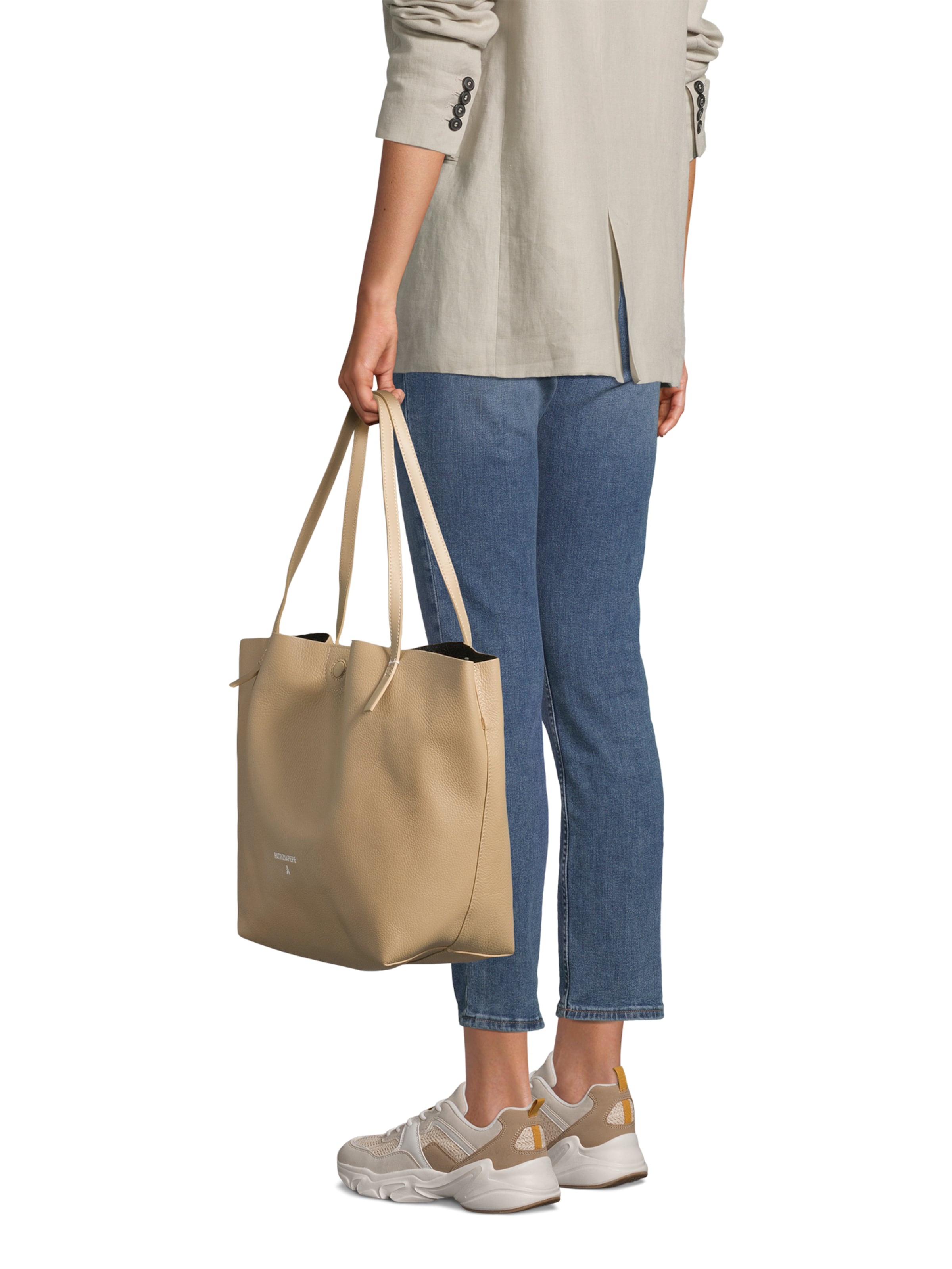 PATRIZIA PEPE Μεγάλη τσάντα σε μπεζ