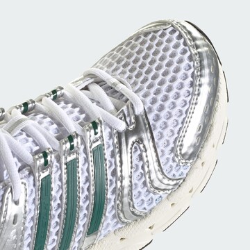 ADIDAS ORIGINALS Sports shoe 'Control 5' in White