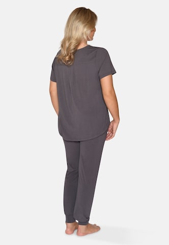 CCDK Copenhagen - Camiseta para dormir 'Bea' en gris: atrás