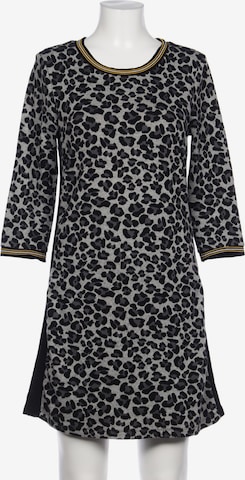 MORE & MORE Kleid L in Grau: Vorderseite