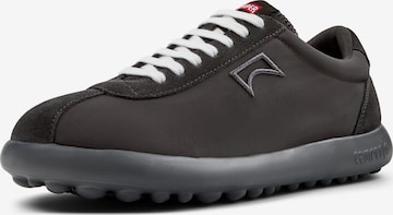 Baskets basses 'Pelotas XLF' CAMPER en gris : devant