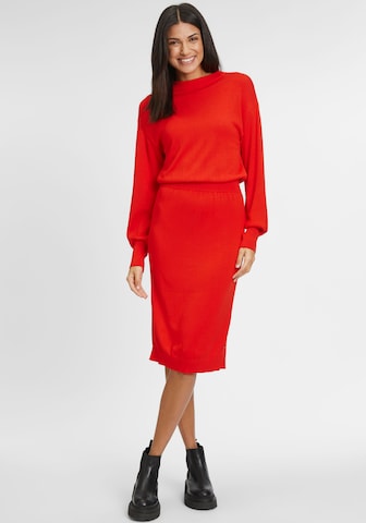 TAMARIS Knitted dress in Red: front