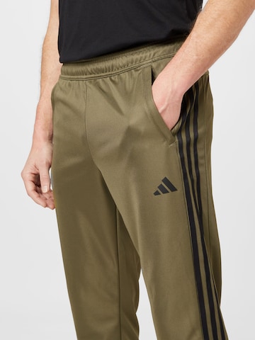 ADIDAS PERFORMANCE - Regular Calças de desporto 'Essentials' em verde