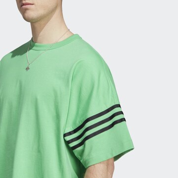 T-Shirt 'Adicolor Neuclassics' ADIDAS ORIGINALS en vert