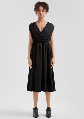 Robe QS en noir : devant