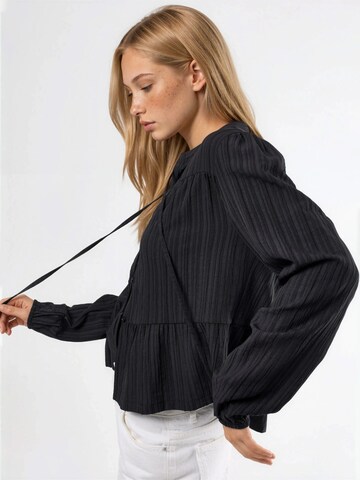 Hiccup Bluse in Schwarz