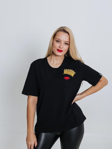 RADADA Shirt 'CROWN AND RED LIPS' in Schwarz