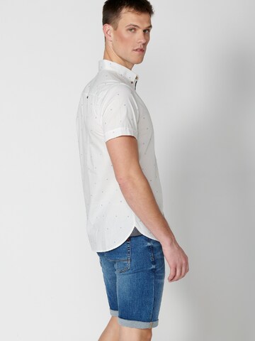 KOROSHI - Ajuste regular Camisa en blanco