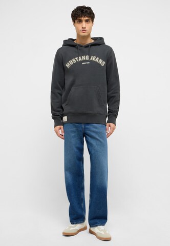 MUSTANG Loosefit Jeans 'Jeff' in Blau