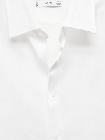 MANGO MAN Regular fit Button Up Shirt 'Parrot' in White