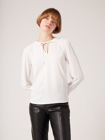 Camicia da donna 'Eva' di NAF NAF in beige: frontale