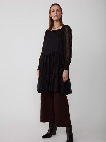 Robe 'Lula' JUST FEMALE en noir : devant