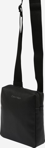 Calvin Klein Crossbody bag in Black