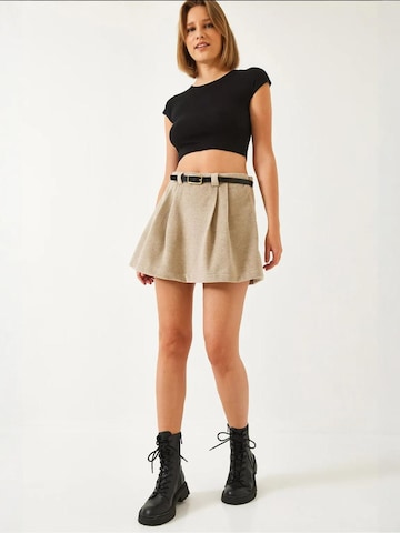 Bianco Lucci Skirt in Beige