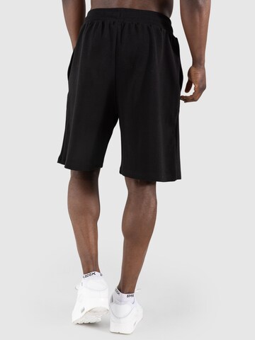 Smilodox Loosefit Shorts 'Billy' in Schwarz