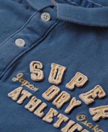 T-Shirt 'Vintage Athletic' Superdry en bleu