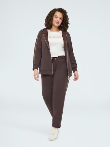 Fiorella Rubino Regular Broek in Bruin