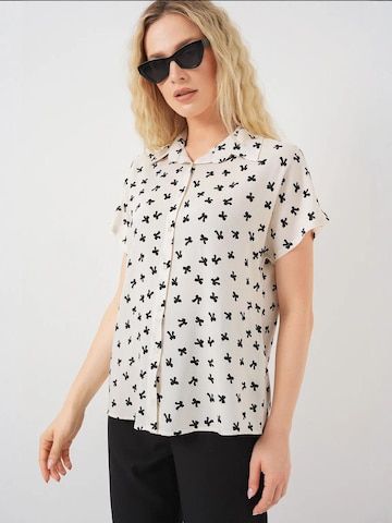 Bigdart Blouse in White