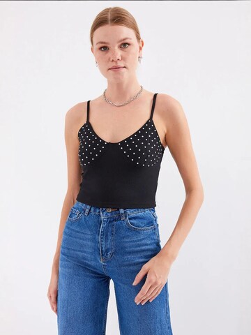 Bigdart Top in Black