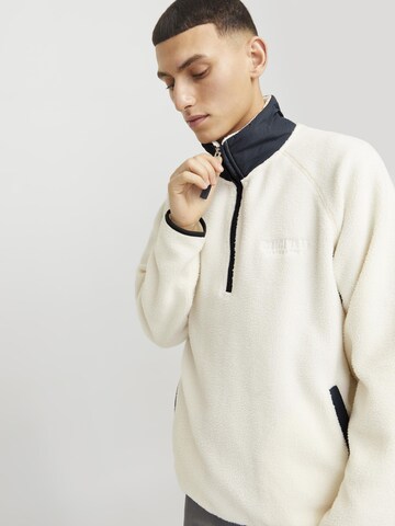 JACK & JONES Sweatshirt i beige