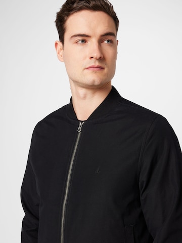 Volcom Between-Season Jacket 'Burnward' in Black