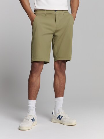 No Excess Regular Chino trousers in Green: front