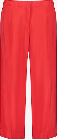 SAMOON Wide leg Pleat-Front Pants in Red: front