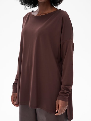 Blue Shadow Blouse in Brown
