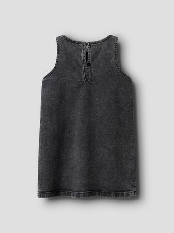Robe NAME IT en gris