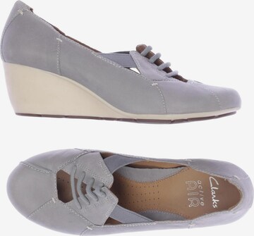 CLARKS Halbschuh 38 in Grau: predná strana