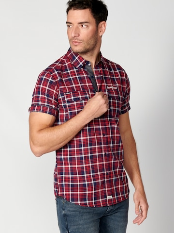 KOROSHI Regular fit Button Up Shirt in Red: front