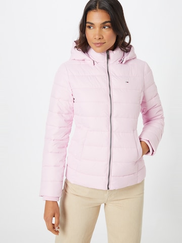 Tommy Jeans Vinterjakke i pink: forside