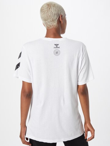T-Shirt fonctionnel 'Love' Hummel en blanc