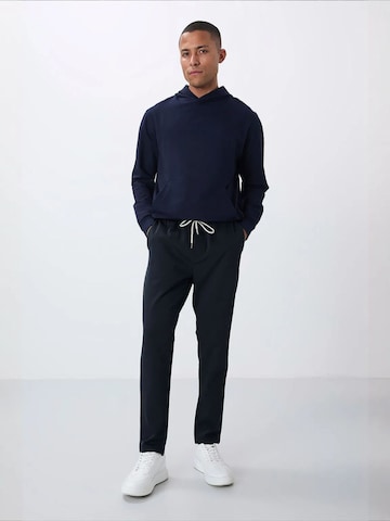 Tommy Life Workout Pants 'Jogginghose' in Black: front