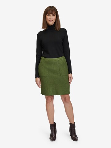 Betty Barclay Skirt in Green