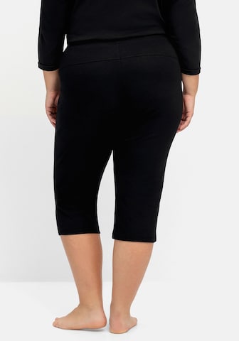 Skinny Pantaloni di SHEEGO in nero