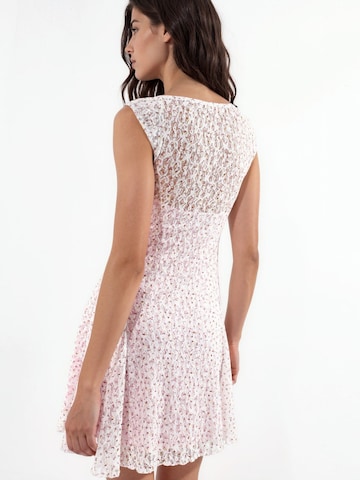 Hiccup - Vestido em rosa