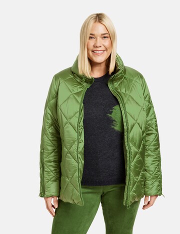 SAMOON Winter jacket in Green: front