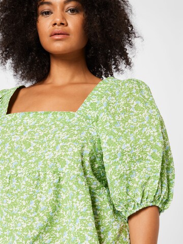 Nasty Gal Plus - Vestido de verano en verde