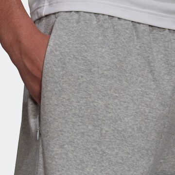 ADIDAS PERFORMANCE Loosefit Sporthose in Grau