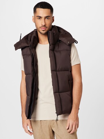 Superdry Vest in Brown: front