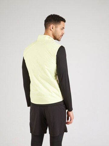 PEAK PERFORMANCE Urheiluliivi 'Freelight' värissä beige
