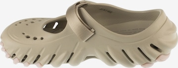 Sabots Crocs en beige : devant