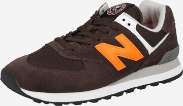 new balance حذاء رياضي بلا رقبة '574' بلون بني: الأمام