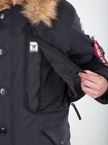 ALPHA INDUSTRIES Winter jacket 'Polar' in Black